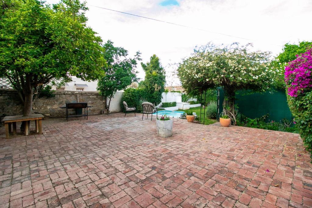 Garden House Villa Graaff-Reinet Exteriör bild